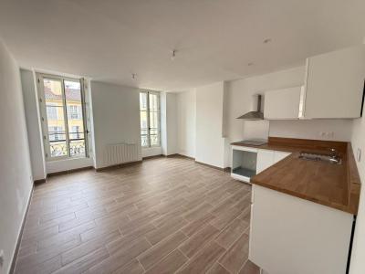 Location Appartement 2 pices MARSEILLE-2EME-ARRONDISSEMENT 13002