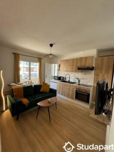 Location Appartement MARSEILLE-4EME-ARRONDISSEMENT 13004