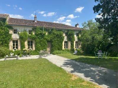 Vente Maison 4 pices SAINT-PIERRE-DE-JUILLERS 17400