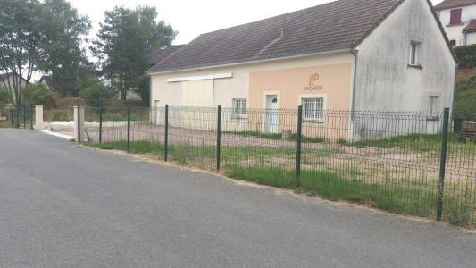 Location Commerce MONTCENIS 71710