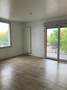 Location Appartement 3 pices LORMONT 33310