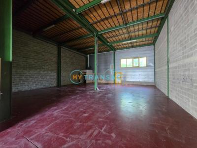 Location Commerce COURTRY 77181