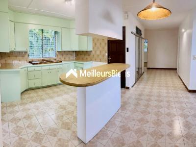 Vente Maison 5 pices BAIE-MAHAULT 97122