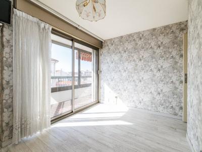 Vente Appartement 4 pices NICE 06300
