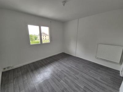 Location Appartement 4 pices ROCROI 08230