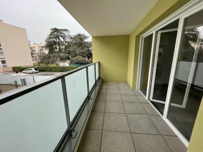 Location Appartement 3 pices VENISSIEUX 69200