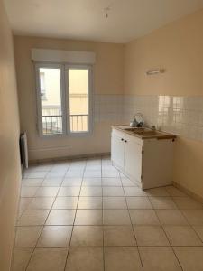 Location Appartement 3 pices CHAUMONT 52000