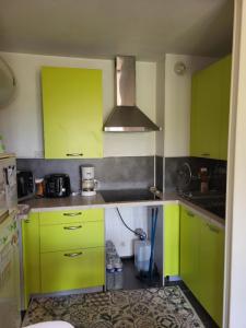Location Appartement 2 pices BAGNOLS-SUR-CEZE 30200