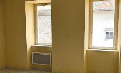 Vente Appartement 3 pices CHEYLARD 07160