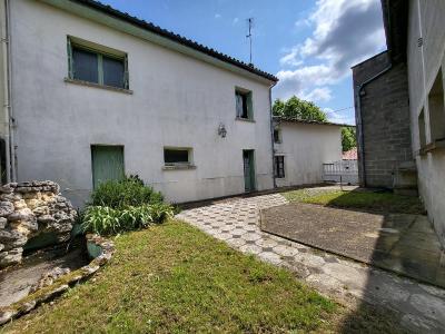 Vente Maison 7 pices LOULAY 17330
