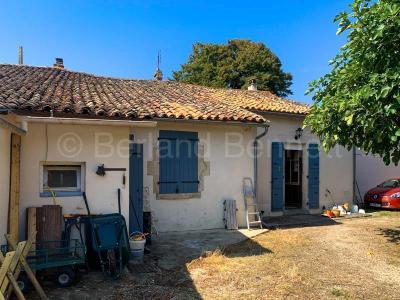 Vente Maison 8 pi�ces CHEF-BOUTONNE 79110