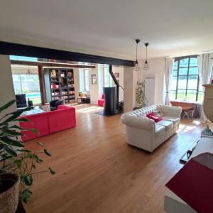 Vente Maison 8 pices BERCLOUX 17770