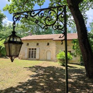 Vente Maison 7 pices SAINT-BRICE 16100