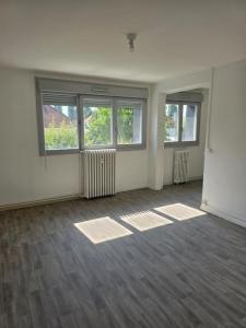 Location Appartement 5 pices CHARLEVILLE-MEZIERES 08000