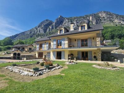 Vente Maison 12 pices TARASCON-SUR-ARIEGE 09400