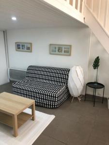 Location Appartement 2 pices MARSEILLE-1ER-ARRONDISSEMENT 13001