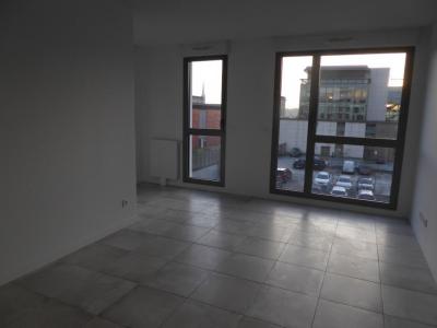 Location Appartement 3 pices BORDEAUX 33100