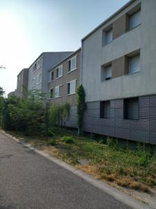Location Appartement 5 pices AVIGNON 84000