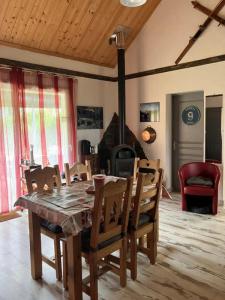 Vente Maison 8 pices MONTAUBAN-DE-LUCHON 31110