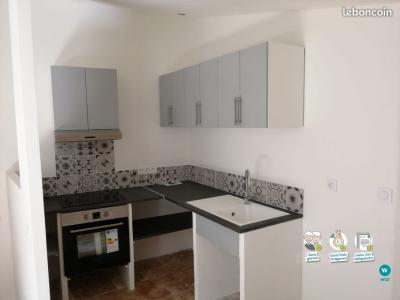 Location Appartement 2 pices BARJOLS 83670
