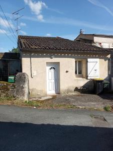 Vente Maison 2 pices GENSAC 33890
