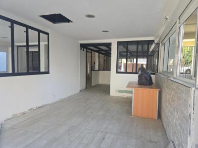Location Local commercial TAMPON 97430