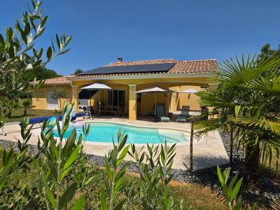 Vente Maison 9 pices NEUVIC 24190