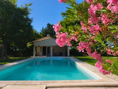 Vente Maison 5 pices PERNES-LES-FONTAINES 84210