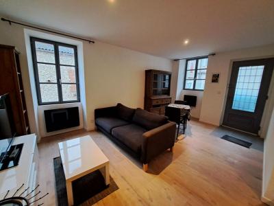 Location Appartement 2 pices PUY-L'EVEQUE 46700