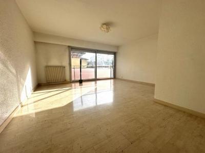 Vente Appartement 2 pices SAINT-LAURENT-DU-VAR 06700