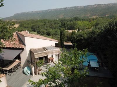 Vente Maison 5 pices CHATEAUNEUF-LE-ROUGE 13790