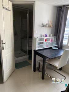 Location Appartement PARIS-1ER-ARRONDISSEMENT 75001