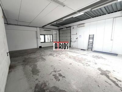 Location Commerce GARDE 83130