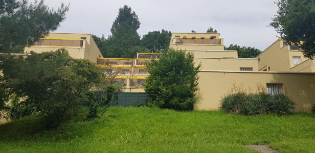 Location Appartement 5 pices BEDARRIDES 84370