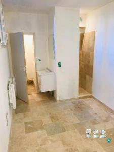 Location Appartement 2 pices BARJOLS 83670