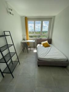 Location Appartement 5 pices BRON 69500