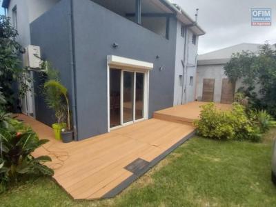 Location vacances Maison TAMPON 97430
