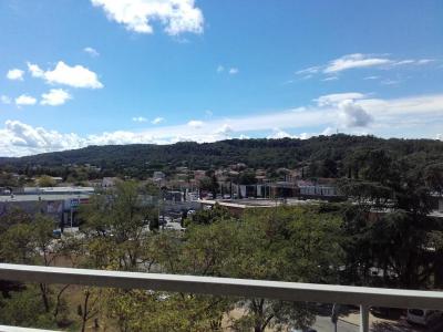 Location Appartement 4 pices BAGNOLS-SUR-CEZE 30200