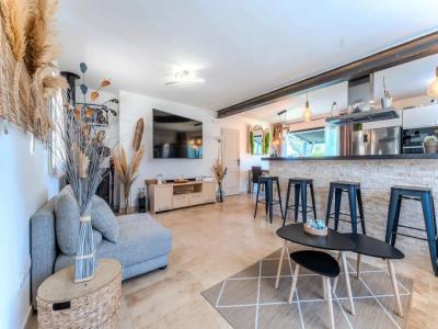 Vente Maison 5 pices CASTELLET 83330
