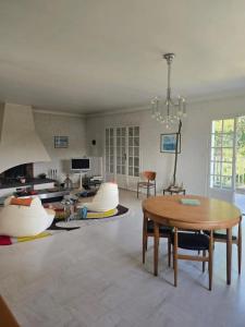 Vente Maison 8 pices SAUMUR 49400