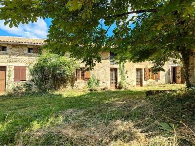 Vente Maison 9 pices LEZAY 79120