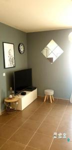 Location Appartement 2 pices HYERES 83400