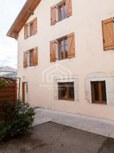 Location Maison 5 pices DIVONNE-LES-BAINS 01220