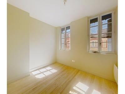 Location Appartement 4 pices TOULOUSE 31000
