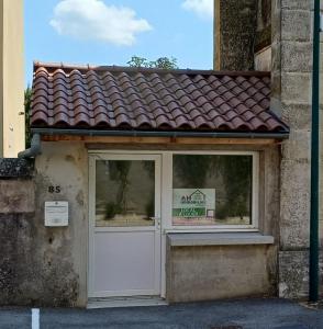 Location Commerce SECHERAS 07610
