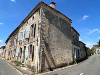 Vente Maison 8 pices AIGRE 16140