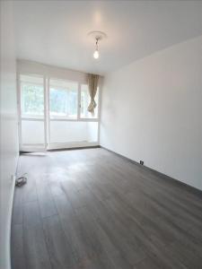 Location Appartement 3 pices RIS-ORANGIS 91130