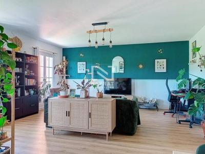 Vente Appartement 3 pices BAGNOLS-EN-FORET 83600