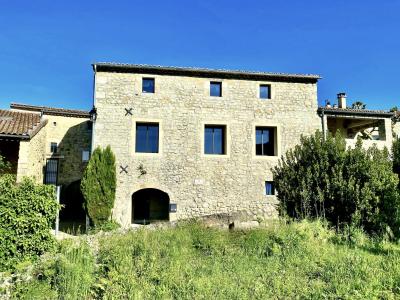 Vente Maison 6 pices VILLENEUVE-DE-BERG 07170