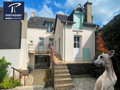 Vente Maison 8 pices MONTFORT-SUR-MEU 35160